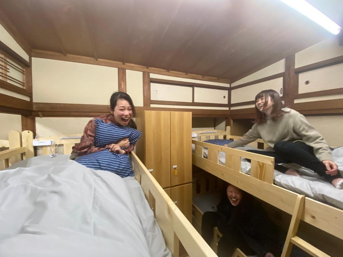 Guesthouse Omoya--全個室--囲炉裏のぬくもりと共にグループの絆を深める古民家宿でゆっくりとした時間を-6名部屋-6名部屋-8名部屋--最大20名-ペット同伴可は一室のみ- Matsuyama  Exteriör bild